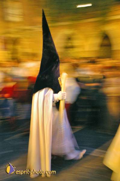 Nom de l'image : E00034471-1 — Description :  Pâques 2005 à Seville (Espagne-Andalusie)