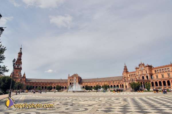 Nom de l'image : E00035296-1 — Description :  Pâques 2005 à Seville (Espagne-Andalusie)