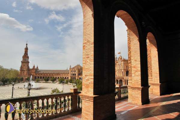 Nom de l'image : E00035309-1 — Description :  Pâques 2005 à Seville (Espagne-Andalusie)