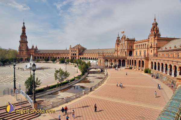 Nom de l'image : E00035311-1 — Description :  Pâques 2005 à Seville (Espagne-Andalusie)