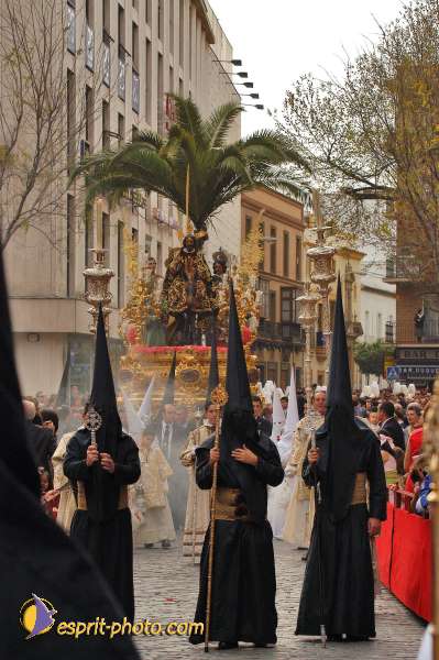 Nom de l'image : D1215947-1 — Description :  Pâques 2005 à Seville (Espagne-Andalusie)