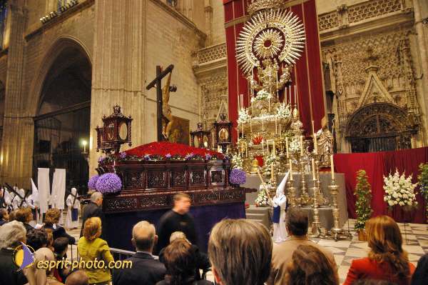 Nom de l'image : E00035381-1 — Description :  Pâques 2005 à Seville (Espagne-Andalusie)