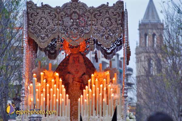Nom de l'image : D1216902-1 — Description :  Pâques 2005 à Seville (Espagne-Andalusie)