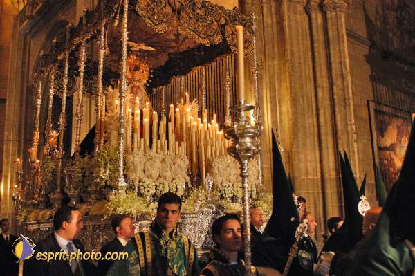 Nom de l'image : E00033235-1 — Description :  Pâques 2005 à Seville (Espagne-Andalusie)