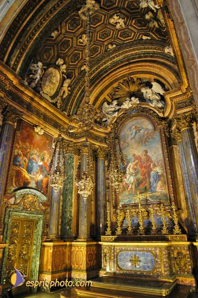 Nom de l'image : D1205019-1 — Description :  Mothersprayer - Portugal - construction of a new center