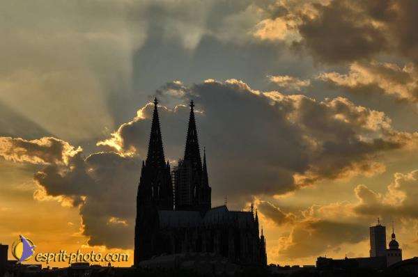 Nom de l'image : D2035472-1 — Description :