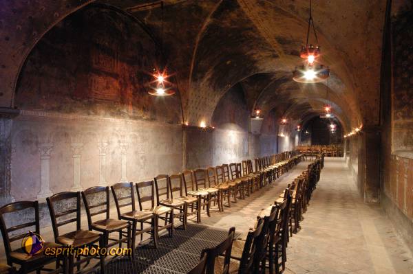 Nom de l'image : D1023134-01 — Description :  Pèlerinage de Chartres 2003