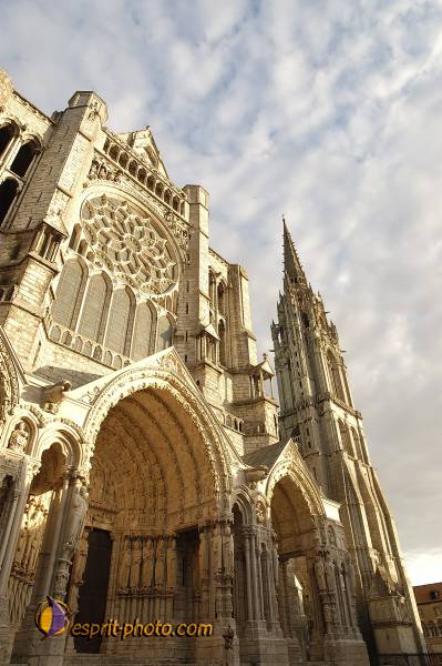 Nom de l'image : D1066692-nef — Description :