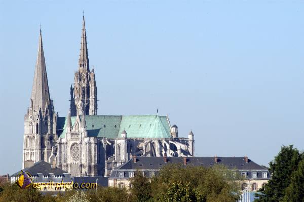 Nom de l'image : D1066816-nef — Description :