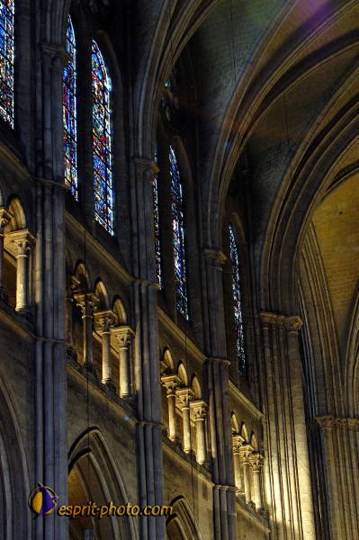 Nom de l'image : D1120914-01 — Description :  Pèlerinage de Chartres 2004