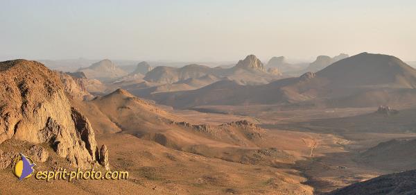 Nom de l'image : D1235876-2 — Description :