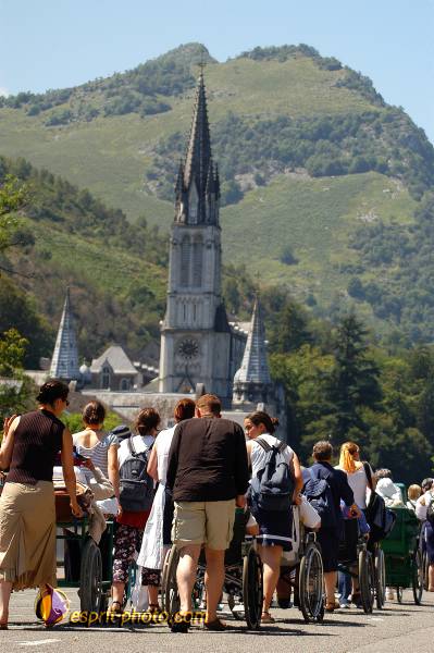 Nom de l'image : D1162388-01 — Description :  Lourdes 2004 - Pèlerinage du Pape à Lourdes