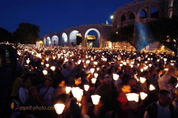 Nom de l'image : D1163198-01 — Description :  Lourdes 2004 - Pèlerinage du Pape à Lourdes