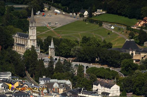 Nom de l'image : D1165615-01 — Description :  Lourdes 2004 - Pèlerinage du Pape à Lourdes