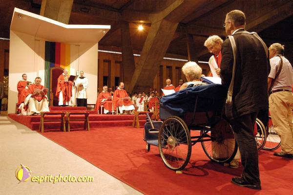 Nom de l'image : EG-Lourdes-031-01 — Description :  Lourdes, pélerinage