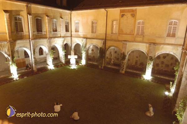 Nom de l'image : D1053951-1 — Description :