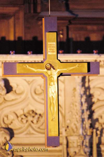 Nom de l'image : D1057559-nef-1 — Description :  Chemin Neuf - Abbaye d'Hautecombe - Festival des jeunes