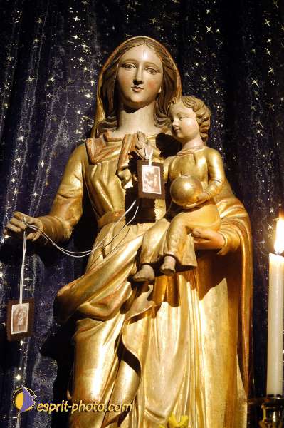 Nom de l'image : Vierge_a_l_Enfant_D1116394-nef-01 — Description :