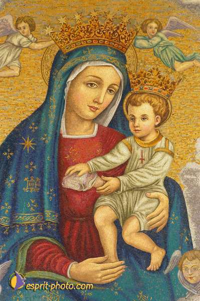 Nom de l'image : Vierge_a_l_Enfant_D1169399-1 — Description :  San Giovanni Rotondo (Foggia / Italie)