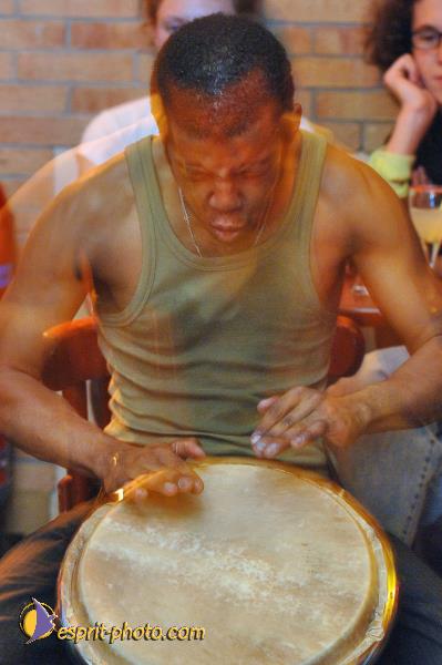 Nom de l'image : D2002580-1 — Description :