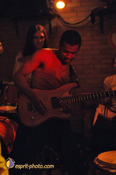 Nom de l'image : D2002638-1 — Description :