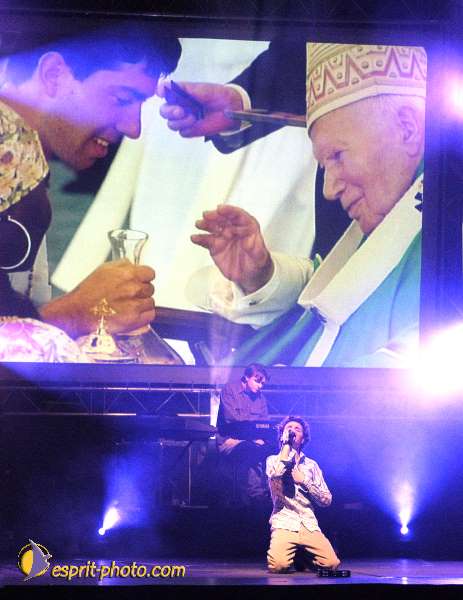 Nom de l'image : EG-Glorius-T161 — Description :