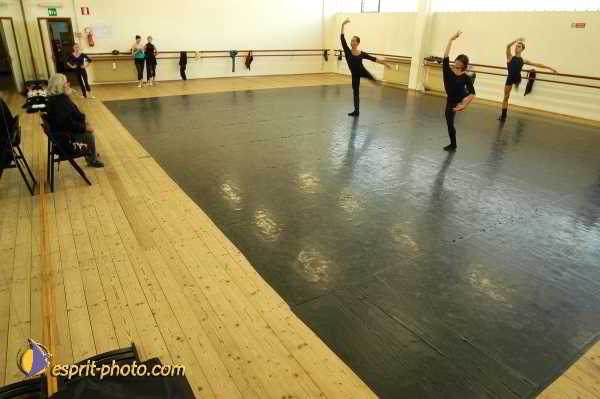 Nom de l'image : D1180854-1 — Description :  Ecole de danse Classique( Ballet) de Liliana COSI et Marinel STE