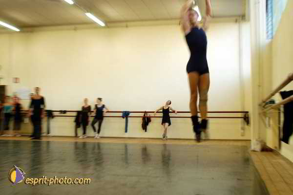 Nom de l'image : D1181129-1 — Description :  Ecole de danse Classique( Ballet) de Liliana COSI et Marinel STE