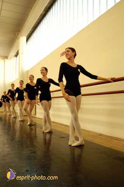Nom de l'image : D1181323-1 — Description :  Ecole de danse Classique( Ballet) de Liliana COSI et Marinel STE