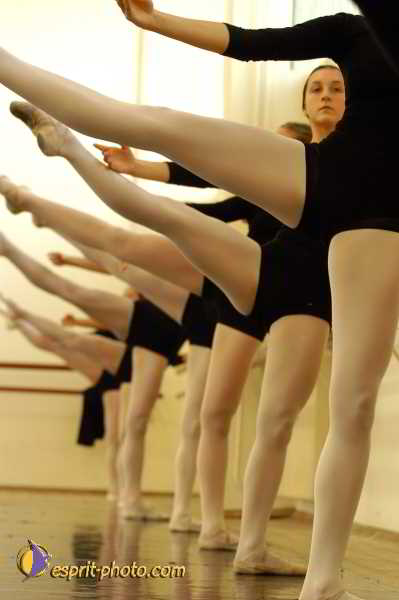 Nom de l'image : D1181377-1 — Description :  Ecole de danse Classique( Ballet) de Liliana COSI et Marinel STE