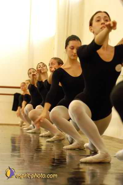 Nom de l'image : D1181379-1 — Description :  Ecole de danse Classique( Ballet) de Liliana COSI et Marinel STE