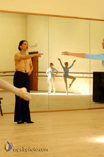 Nom de l'image : D1181545-1 — Description :  Ecole de danse Classique( Ballet) de Liliana COSI et Marinel STE