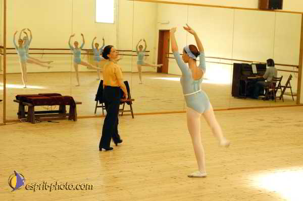 Nom de l'image : D1181582-1 — Description :  Ecole de danse Classique( Ballet) de Liliana COSI et Marinel STE