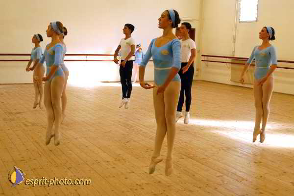 Nom de l'image : D1181642-1 — Description :  Ecole de danse Classique( Ballet) de Liliana COSI et Marinel STE