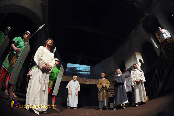 Nom de l'image : D30049775_1 — Description :  Spectacle " La passion "