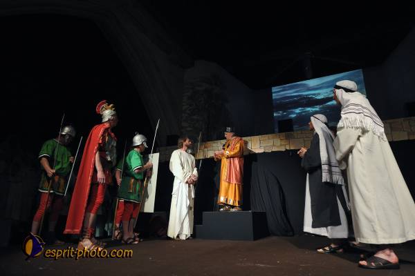 Nom de l'image : D30049782_1 — Description :  Spectacle " La passion "