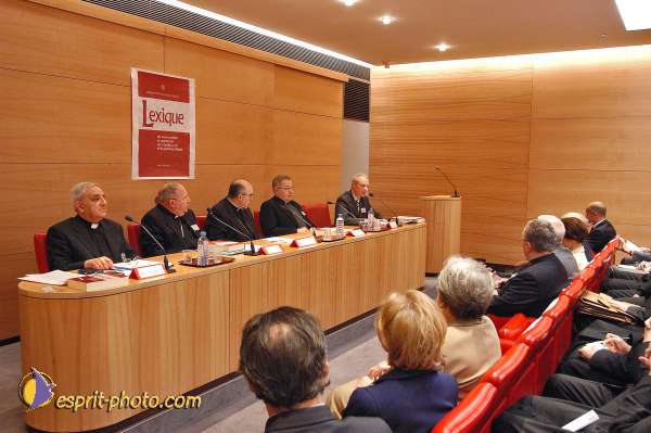 Nom de l'image : E00045509-2 — Description :