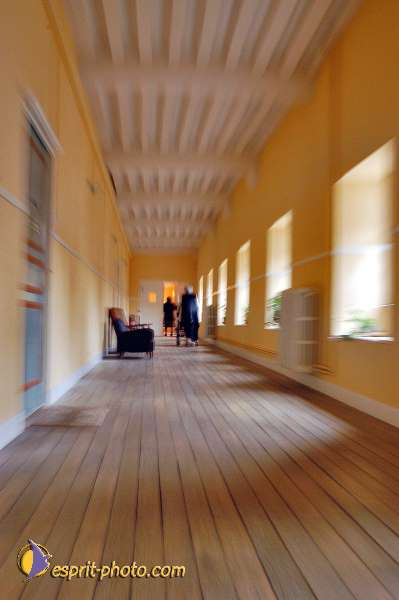 Nom de l'image : 046D1206996-1 — Description :  Maison de Retrait St Lazar à AUTUN (Bourgogne)