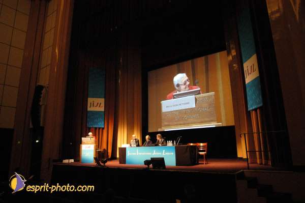 Nom de l'image : E00016739-1 — Description :  Toussaint 2004 - Messe avec les sans abri