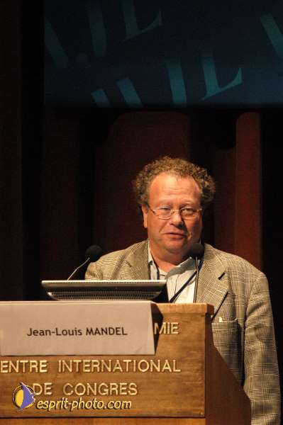 Nom de l'image : E00016896-1 — Description :  Toussaint 2004 - Messe avec les sans abri