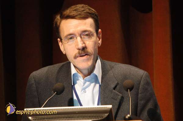 Nom de l'image : E00017123-1 — Description :  Toussaint 2004 - Messe avec les sans abri