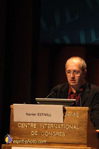 Nom de l'image : E00017217-1 — Description :  Toussaint 2004 - Messe avec les sans abri