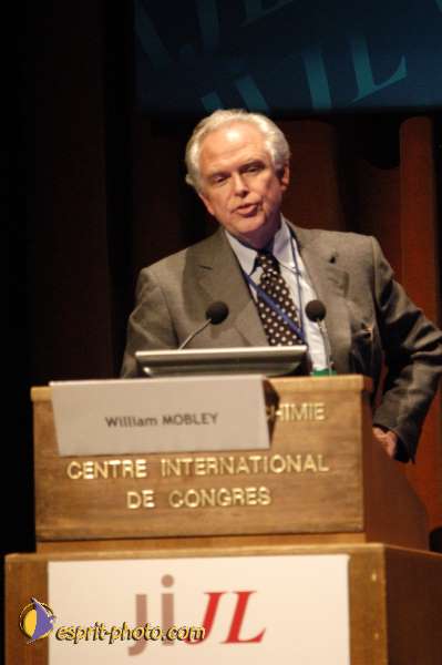 Nom de l'image : E00017300-1 — Description :  Toussaint 2004 - Messe avec les sans abri