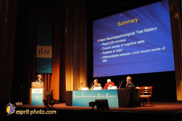 Nom de l'image : E00017634-1 — Description :  Toussaint 2004 - Messe avec les sans abri