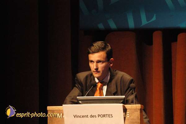 Nom de l'image : E00017670-1 — Description :  Toussaint 2004 - Messe avec les sans abri