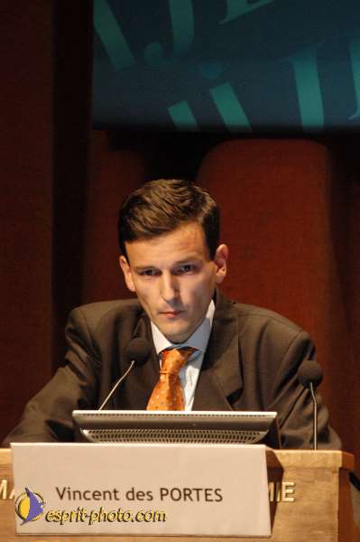 Nom de l'image : E00017713-1 — Description :  Toussaint 2004 - Messe avec les sans abri