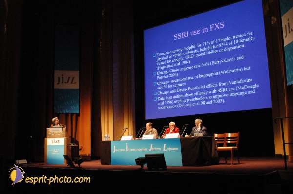 Nom de l'image : E00017863-1 — Description :  Toussaint 2004 - Messe avec les sans abri