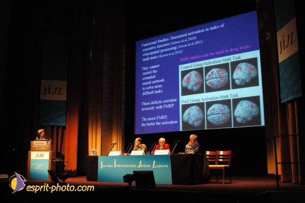 Nom de l'image : E00017884-1 — Description :  Toussaint 2004 - Messe avec les sans abri