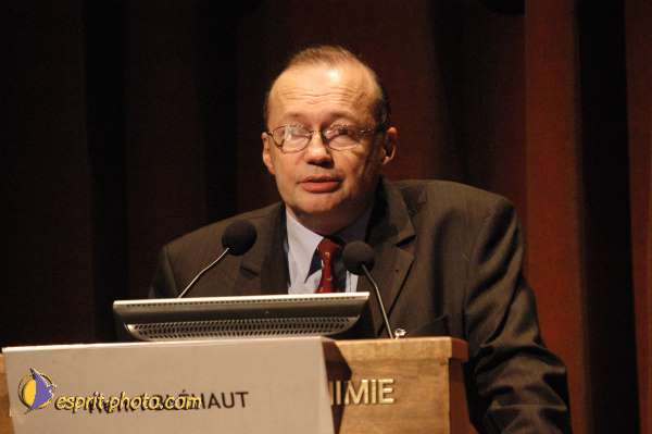 Nom de l'image : E00017944-1 — Description :  Toussaint 2004 - Messe avec les sans abri