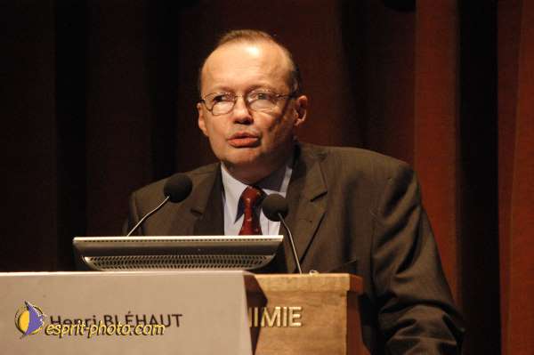 Nom de l'image : E00017948-1 — Description :  Toussaint 2004 - Messe avec les sans abri